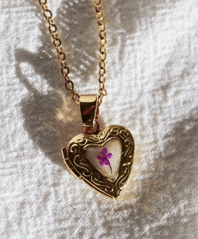 Locket mini coração