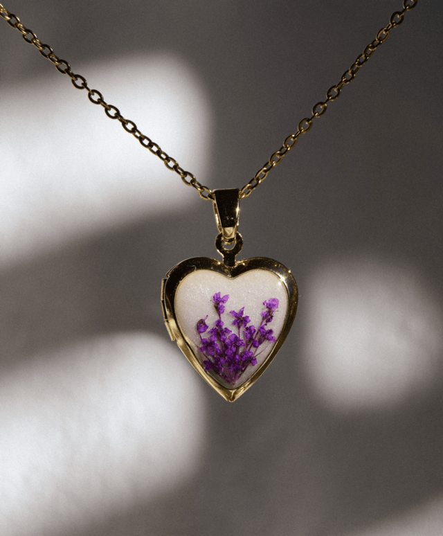Locket Gold Heart