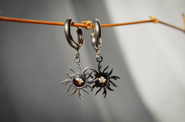 Small sun earrings