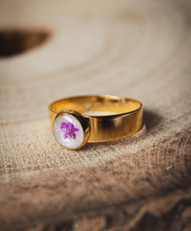 Gold pink flower